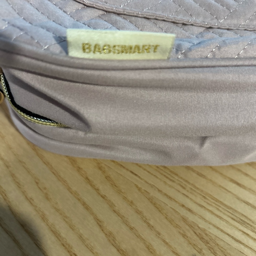 NWOT. Bag Smart Travel Makeup Case. - Picture 3 of 6